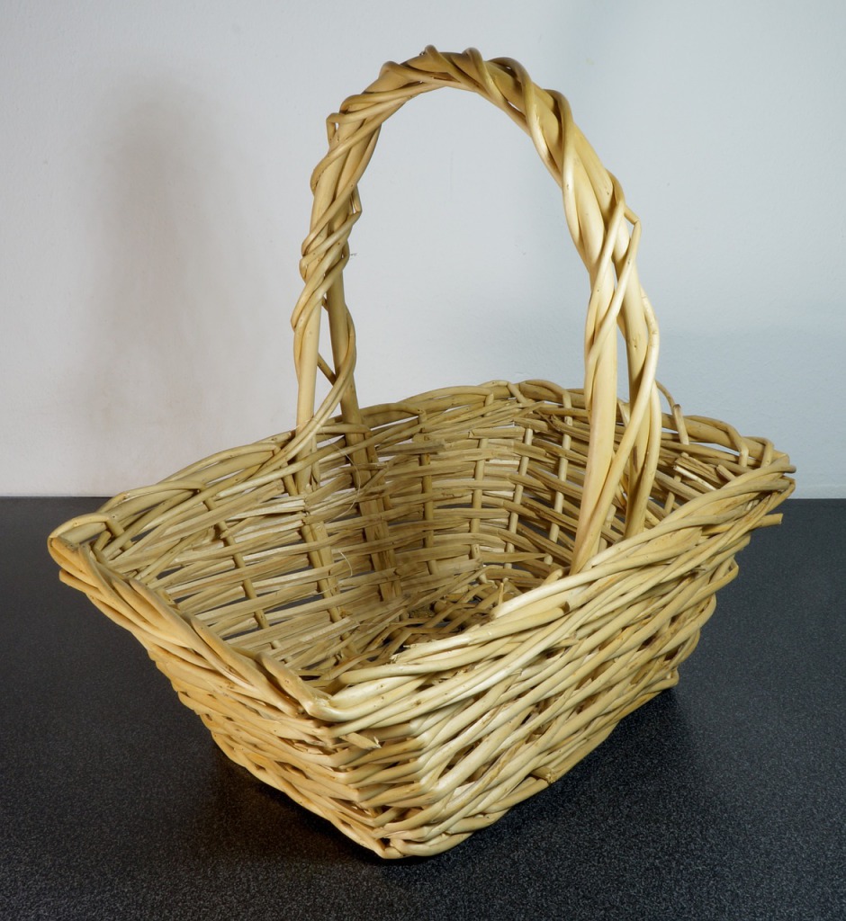 basket-799615_1280